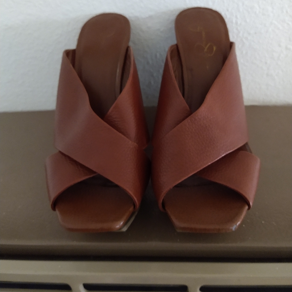 Jessica Simpson Wedge